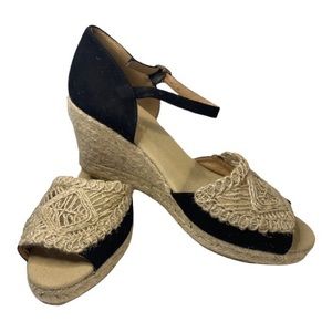 Conchisa NWT CAROL Woven Rafia & Black Wedges
